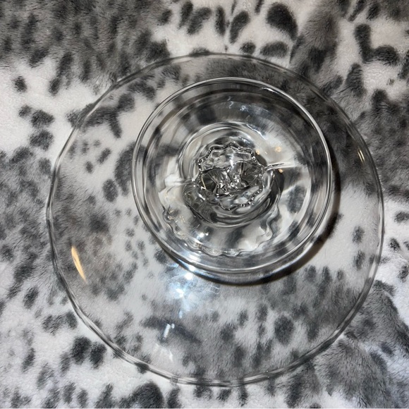 Unbranded Glass Cake Stand - Picture 5 of 6